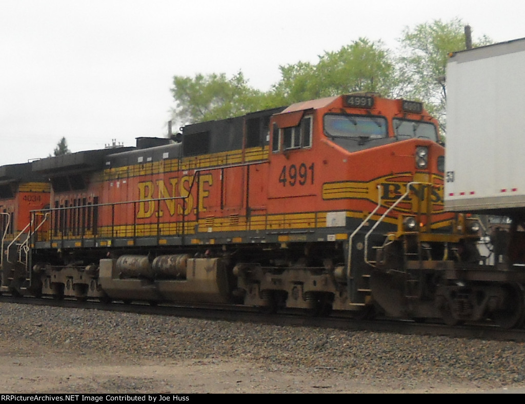 BNSF 4991